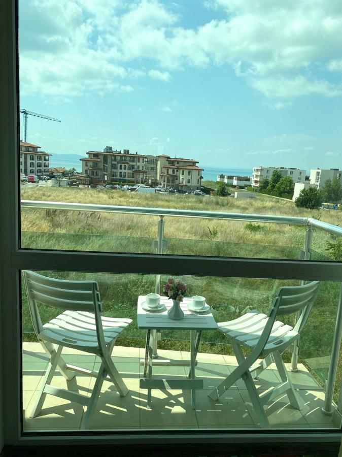 Прекрасен Апартамент С Изглед Към Морето Сарафово 2 Burgas Exteriör bild