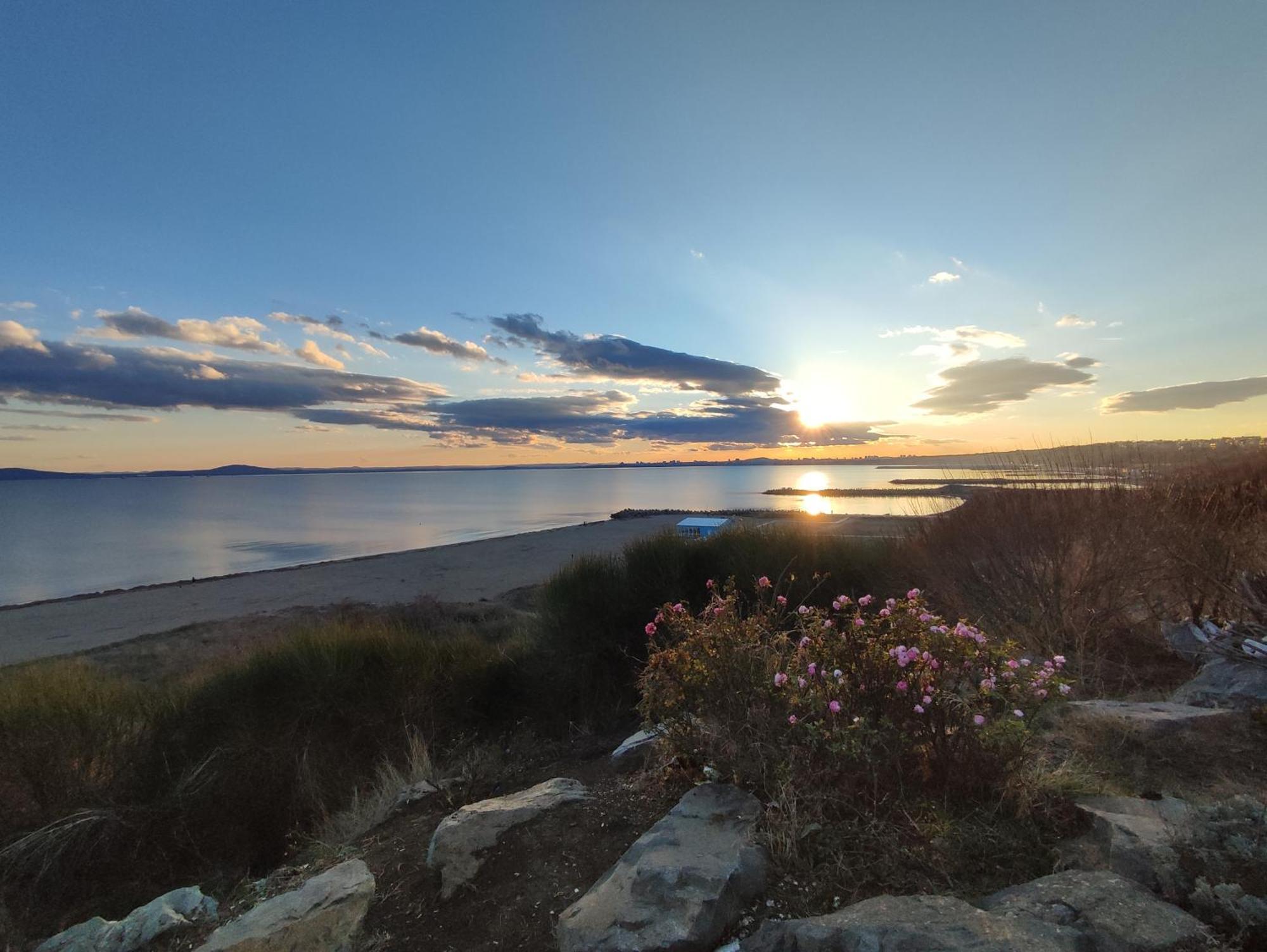 Прекрасен Апартамент С Изглед Към Морето Сарафово 2 Burgas Exteriör bild